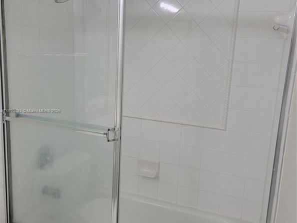 2556 SW 83rd Ave 101, Miramar FL 33025