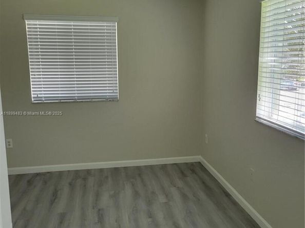 2556 SW 83rd Ave 101, Miramar FL 33025