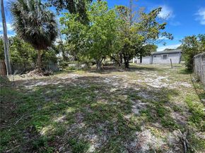 164 SW 2nd Ct, Deerfield Beach FL 33441