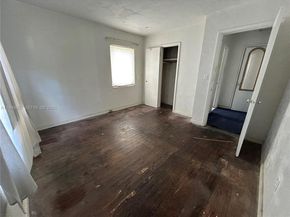 164 SW 2nd Ct, Deerfield Beach FL 33441