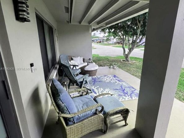 4701 NW 44th St, Tamarac FL 33319