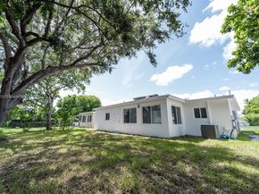 7721 Indigo St, Miramar FL 33023