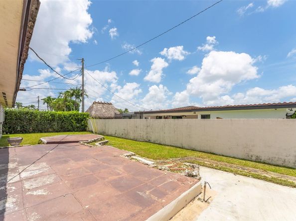 4400 SW 89th Ave, Miami FL 33165