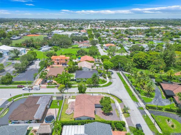 4400 SW 89th Ave, Miami FL 33165