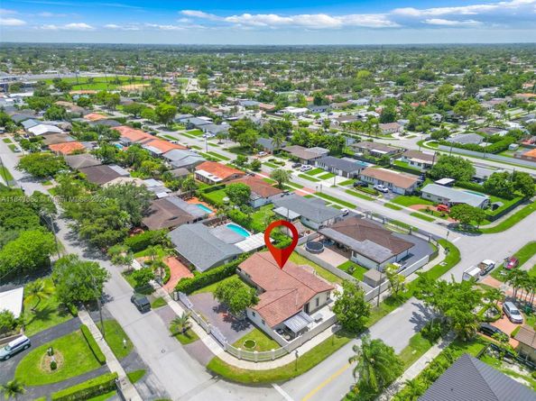 4400 SW 89th Ave, Miami FL 33165