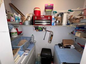 18935 NW 62nd Ave 202, Hialeah FL 33015