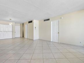 6770 Indian Creek Dr 8R, Miami Beach FL 33141