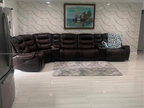 321 SW 76th Ter, North Lauderdale FL 33068