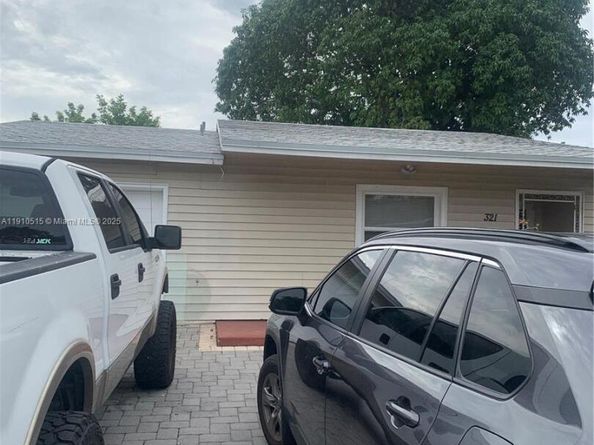 321 SW 76th Ter, North Lauderdale FL 33068