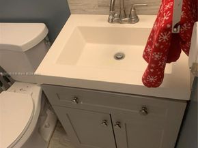 321 SW 76th Ter, North Lauderdale FL 33068