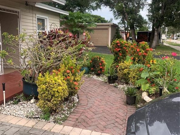 321 SW 76th Ter, North Lauderdale FL 33068