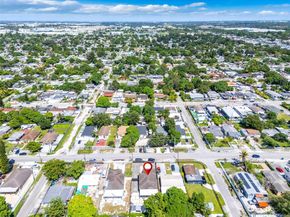 3022 NW 95th St, Miami FL 33147