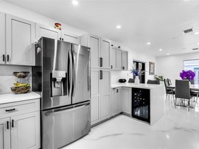3022 NW 95th St, Miami FL 33147