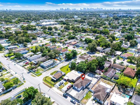 3022 NW 95th St, Miami FL 33147
