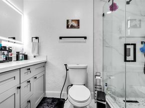 3022 NW 95th St, Miami FL 33147
