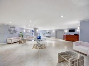 600 Parkview Dr 1114, Hallandale Beach FL 33009