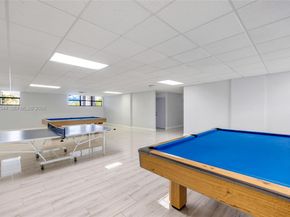 600 Parkview Dr 1114, Hallandale Beach FL 33009