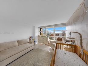 600 Parkview Dr 1114, Hallandale Beach FL 33009