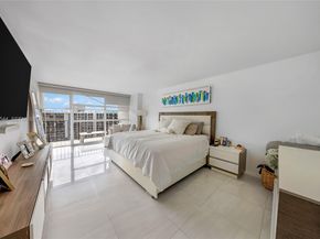 600 Parkview Dr 1114, Hallandale Beach FL 33009