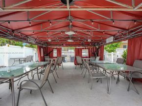 221 SE 9th Ave 211, Pompano Beach FL 33060