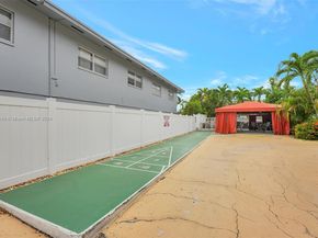 221 SE 9th Ave 211, Pompano Beach FL 33060