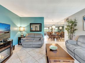 221 SE 9th Ave 211, Pompano Beach FL 33060
