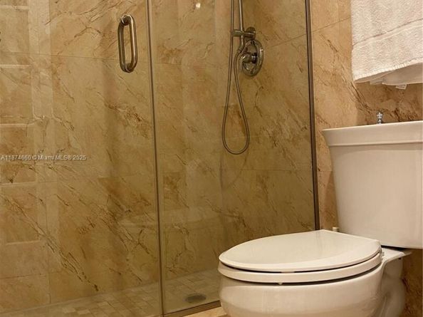 177 Ocean Lane Dr 212, Key Biscayne FL 33149