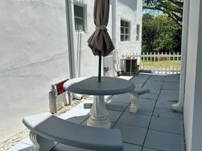 50 NW 204th St 24, Miami Gardens FL 33169