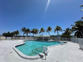 50 NW 204th St 24, Miami Gardens FL 33169