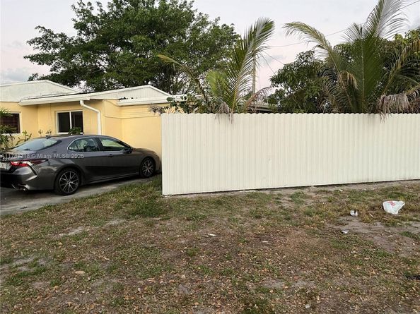 6546 SW 20th Ct, Miramar FL 33023