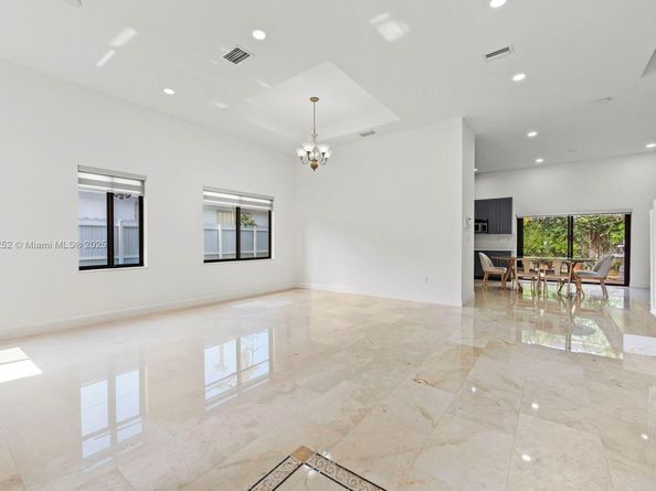 15871 SW 141st St, Miami FL 33196