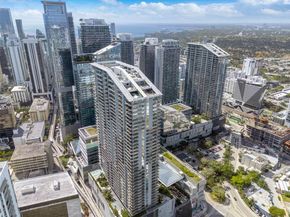 68 SE 6th St 2410, Miami FL 33131