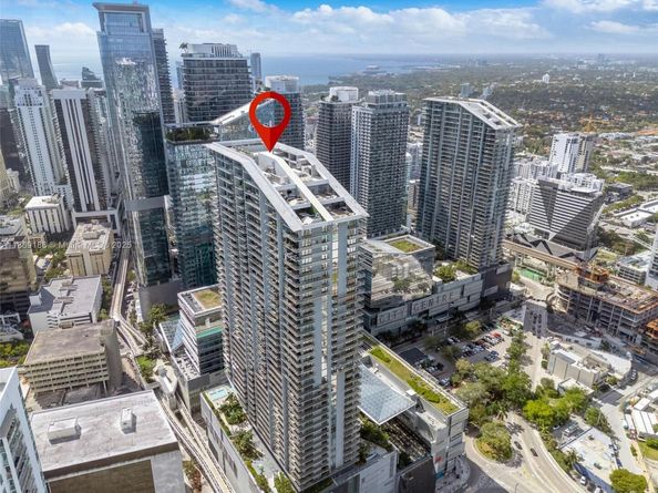 68 SE 6th St 2410, Miami FL 33131