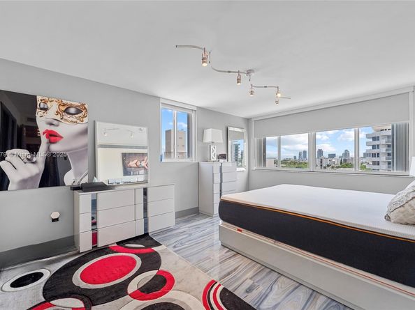1345 Lincoln Rd 1105, Miami Beach FL 33139