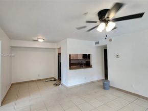 10031 Winding Lake Rd 201, Sunrise FL 33351