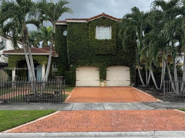 6742 SW 157th Ct, Miami FL 33193