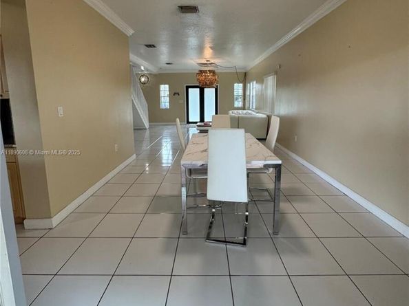 6742 SW 157th Ct, Miami FL 33193