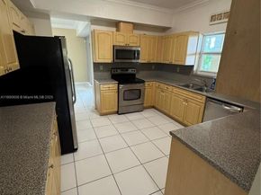 6742 SW 157th Ct, Miami FL 33193
