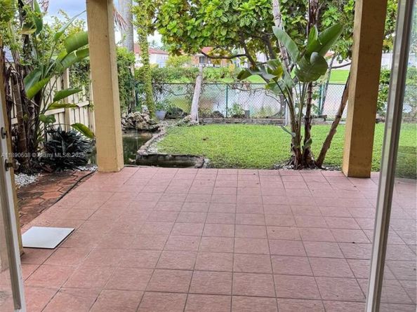 6742 SW 157th Ct, Miami FL 33193