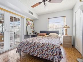 10133 NW 5th Ter 36, Miami FL 33172