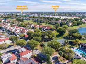 10133 NW 5th Ter 36, Miami FL 33172