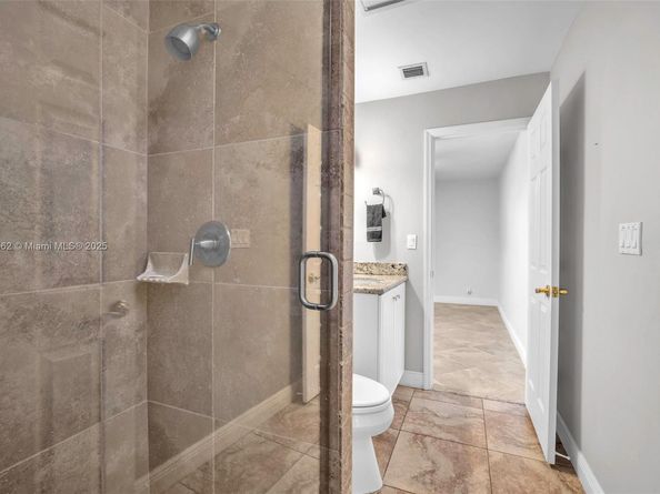 201 Dunwoody Ln 1787, Hollywood FL 33021