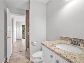 201 Dunwoody Ln 1787, Hollywood FL 33021