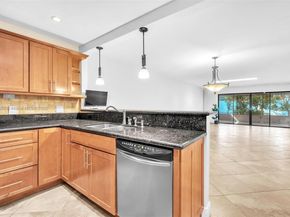 201 Dunwoody Ln 1787, Hollywood FL 33021