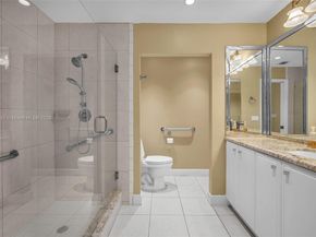 201 Dunwoody Ln 1787, Hollywood FL 33021