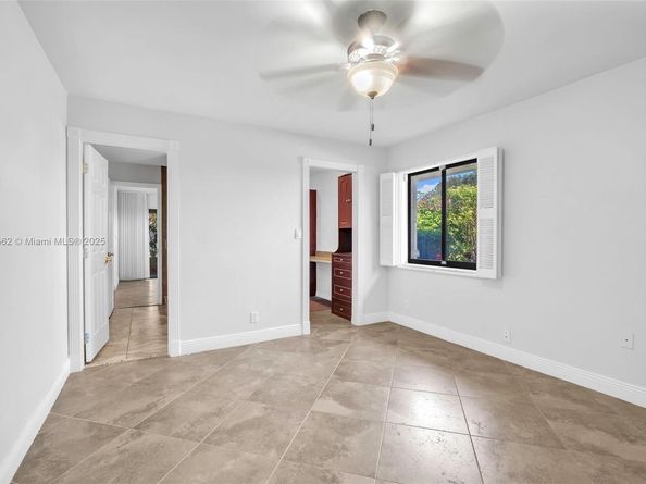 201 Dunwoody Ln 1787, Hollywood FL 33021