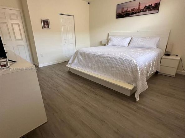 11472 SW 252nd Ter, Homestead FL 33032