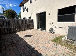 11472 SW 252nd Ter, Homestead FL 33032
