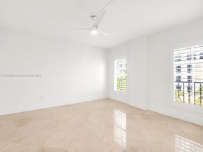 20 Calabria Ave 505, Coral Gables FL 33134