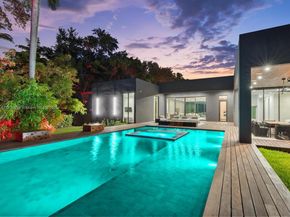871 NE 83rd St, Miami FL 33138